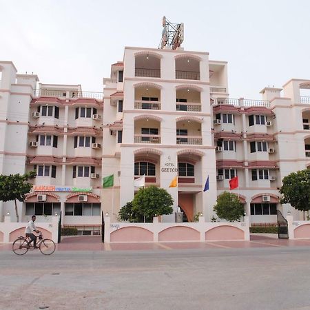 Geetco Hotel Jalor Dış mekan fotoğraf