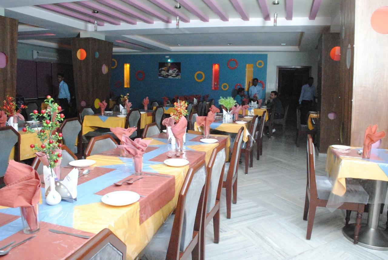 Geetco Hotel Jalor Dış mekan fotoğraf