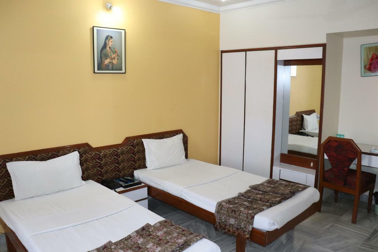 Geetco Hotel Jalor Dış mekan fotoğraf