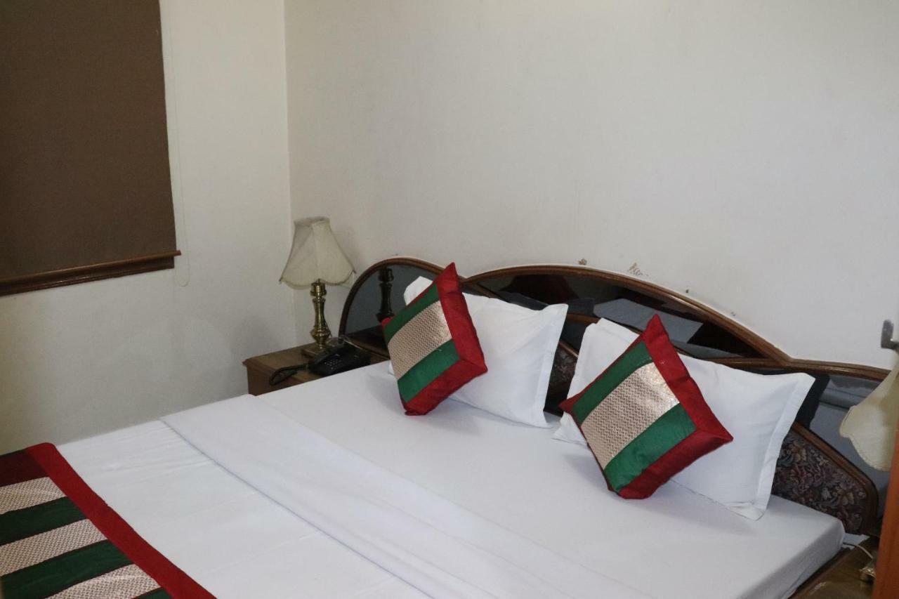 Geetco Hotel Jalor Dış mekan fotoğraf