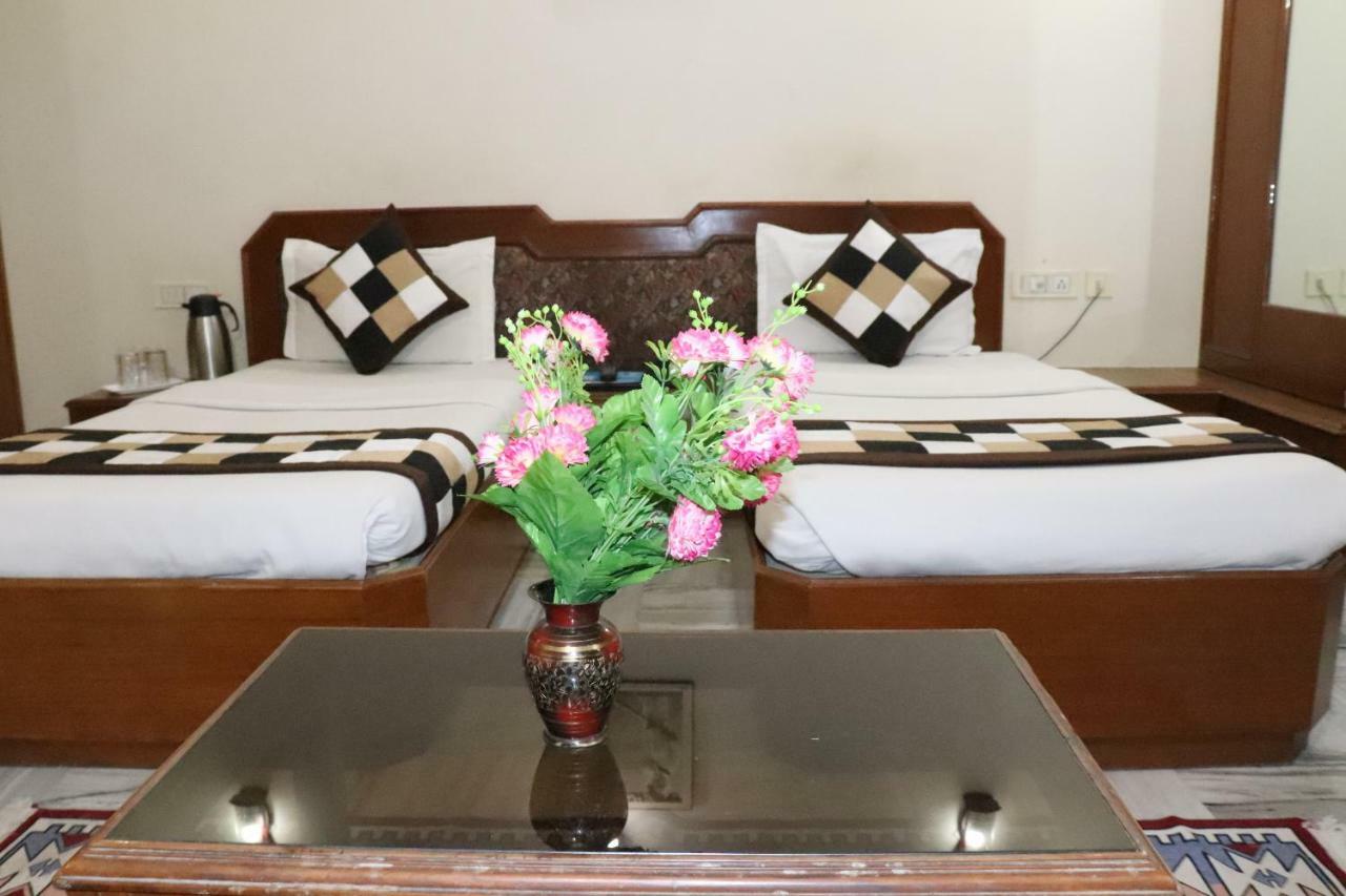 Geetco Hotel Jalor Dış mekan fotoğraf
