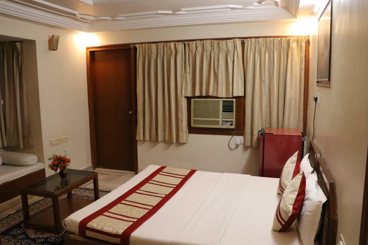 Geetco Hotel Jalor Dış mekan fotoğraf